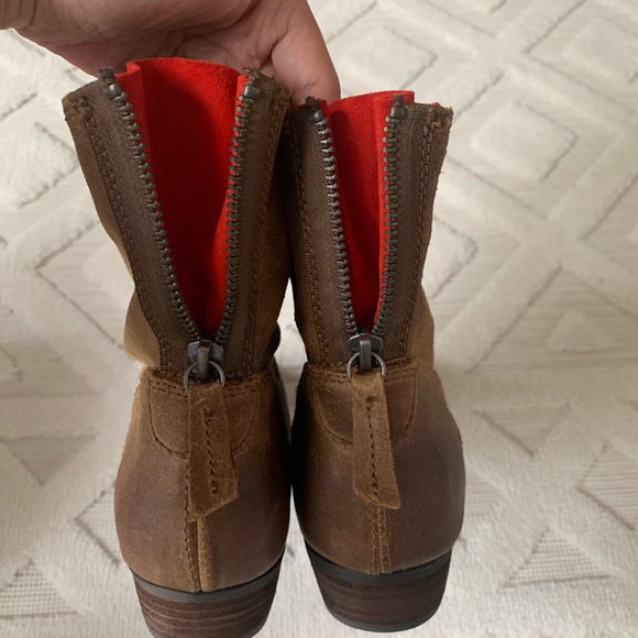 Dolce Vita Marce Boots - Picture 6 of 6